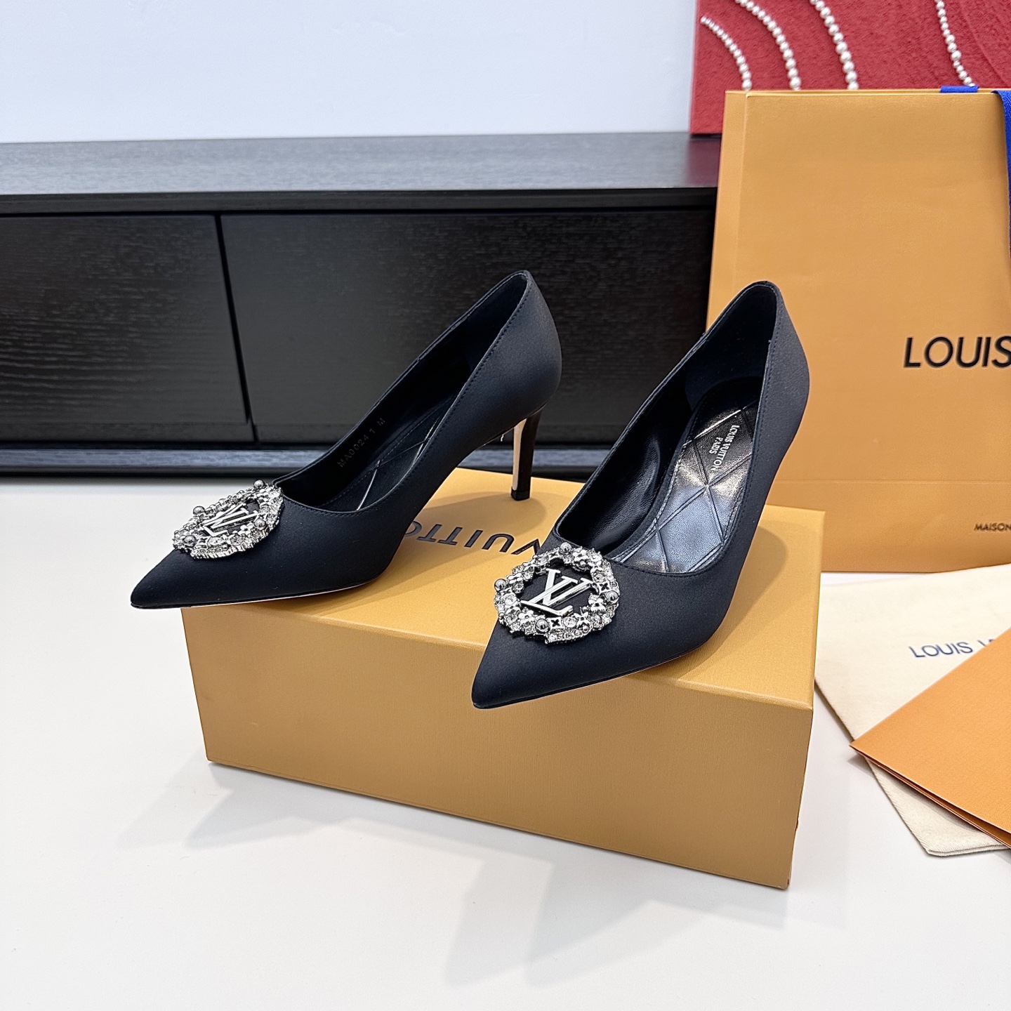 Women's high heels